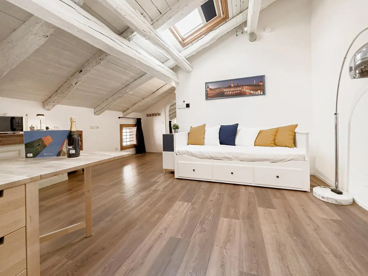 Realkasa De Pepoli Suite Bologna 0*,  Italia
